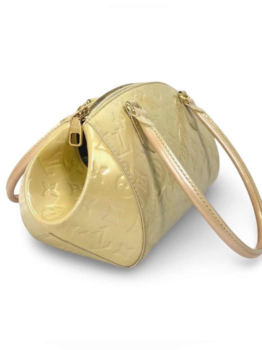 Louis Vuitton Cream Monogram Vernis Alma Handbag - Picture 11 of 15